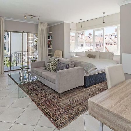 Cosy And Classy Sea Point Apartment Cape Town Eksteriør bilde