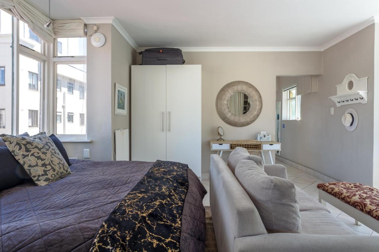 Cosy And Classy Sea Point Apartment Cape Town Eksteriør bilde