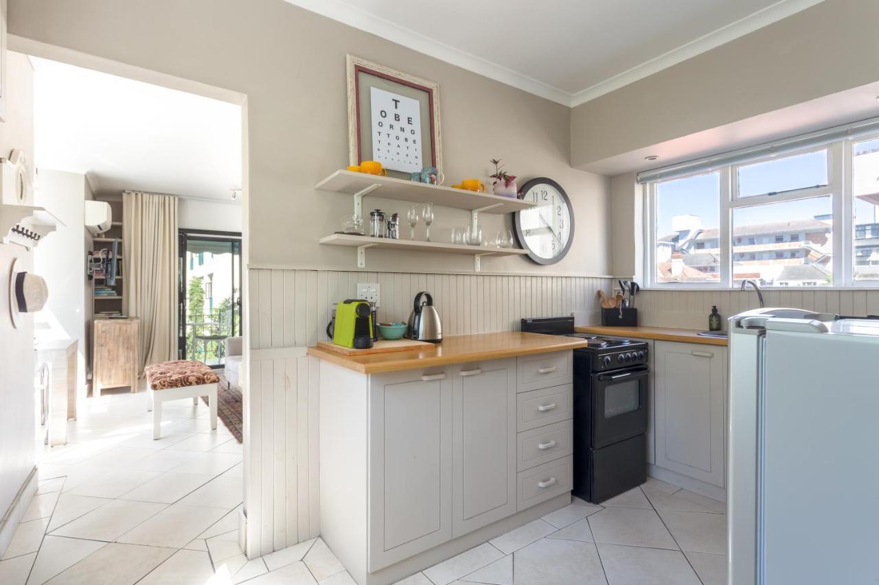 Cosy And Classy Sea Point Apartment Cape Town Eksteriør bilde