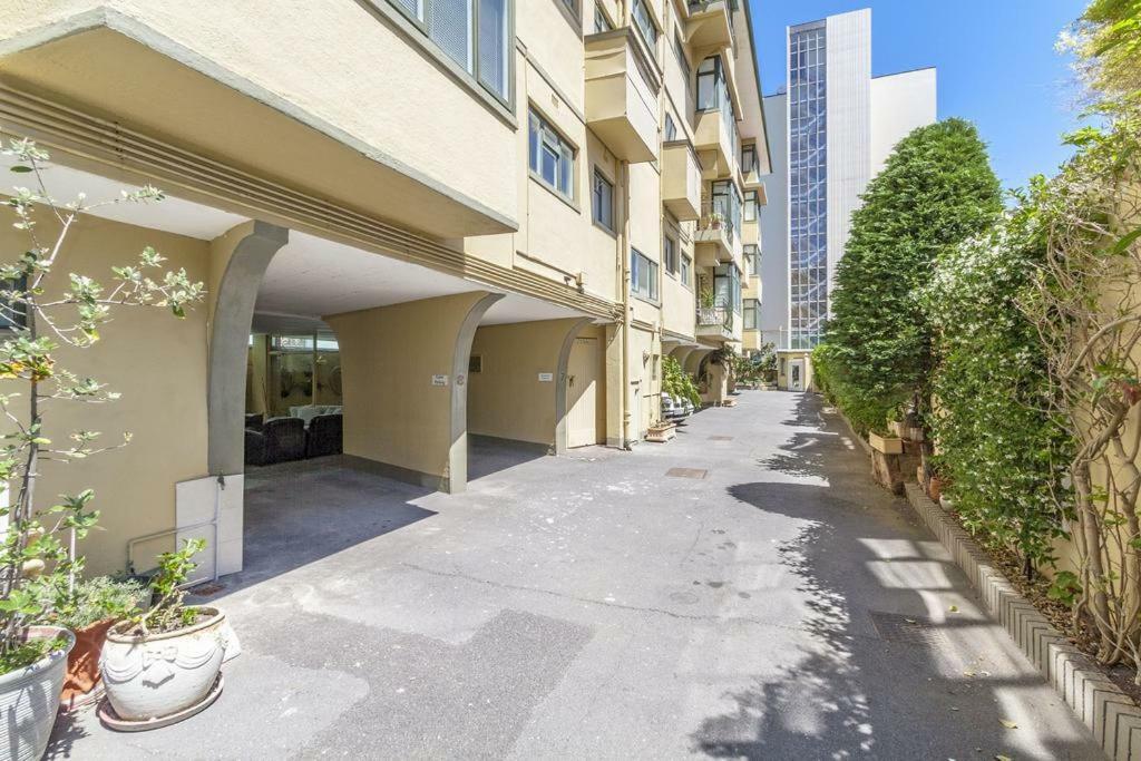Cosy And Classy Sea Point Apartment Cape Town Eksteriør bilde