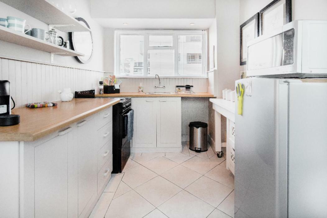 Cosy And Classy Sea Point Apartment Cape Town Eksteriør bilde